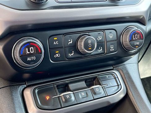 Used 2023 GMC Acadia AT4 w/ Technology Package image 16