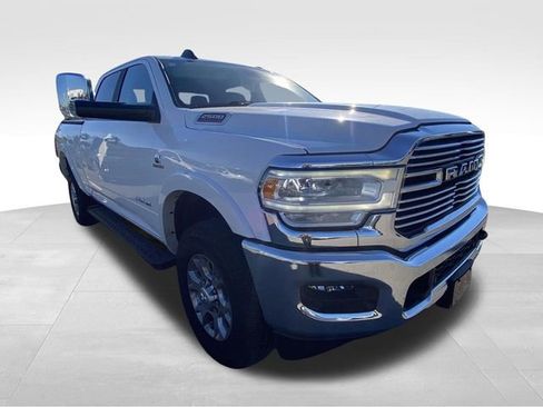 Used 2022 RAM 2500 Laramie AWD/4WD image 16