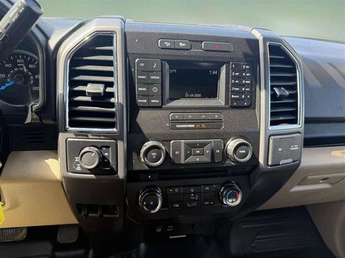 Used 2015 Ford F150 XLT w/ Equipment Group 301A Mid image 34