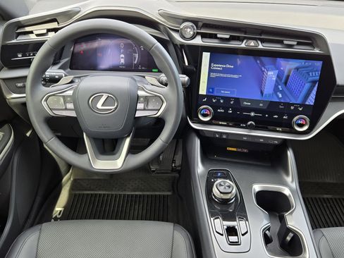 Used 2023 Lexus RZ 450e Premium w/ Technology Package image 36