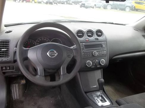 Used 2012 Nissan Altima 2.5 S FWD image 10