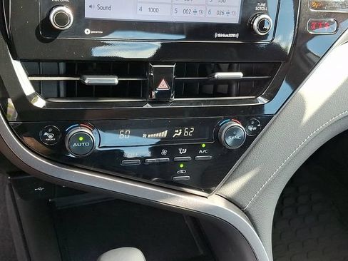 Used 2024 Toyota Camry SE FWD image 15