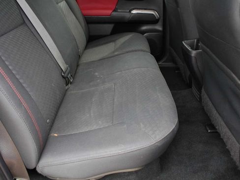 Used 2021 Toyota Tacoma SR5 AWD/4WD image 23