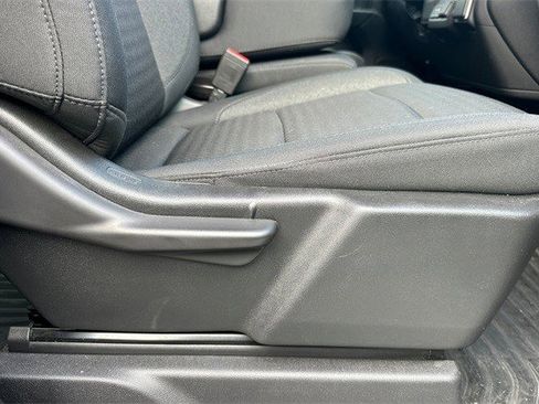 Certified 2022 Chevrolet Silverado 1500 Custom image 25