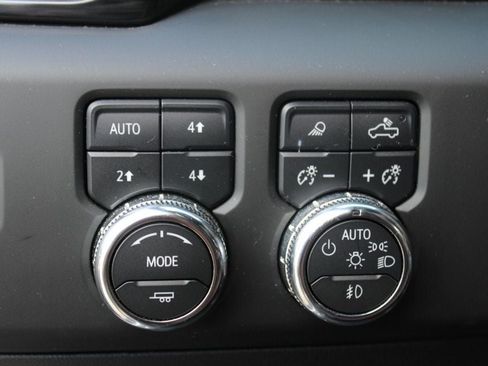 Used 2023 GMC Sierra 1500 Denali Ultimate AWD/4WD image 17