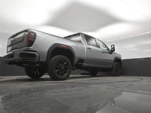New 2026 GMC Sierra 2500 AT4 AWD/4WD image 40