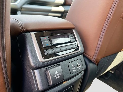 Used 2023 Subaru Ascent Touring image 26