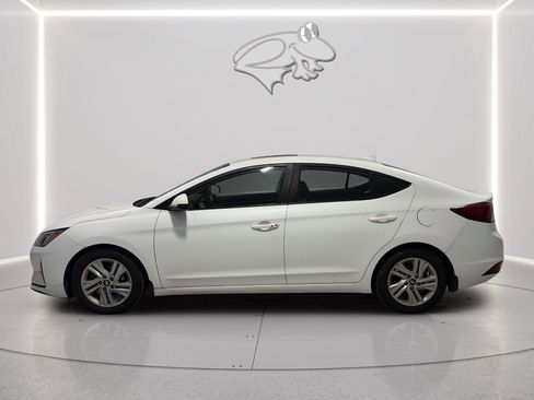 Used 2020 Hyundai Elantra Value Edition w/ Cargo Package (C1) FWD image 2