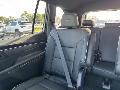 New 2026 Buick Enclave Sport Touring w/ Power Package image 15