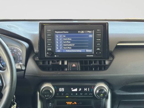Used 2021 Toyota RAV4 LE AWD/4WD image 23