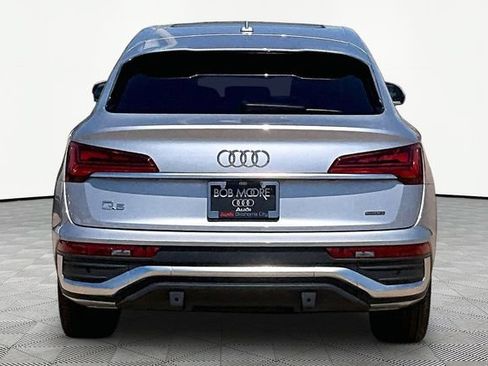 Used 2023 Audi Q5 2.0T Premium Plus w/ Premium Plus Package AWD/4WD image 4