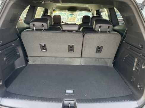 New 2026 GMC Acadia Denali w/ Super Cruise Package image 12