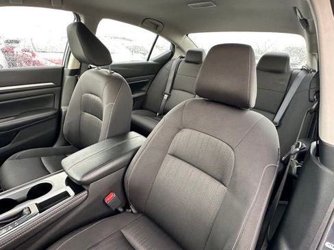 Certified 2023 Nissan Altima 2.5 SV FWD image 24