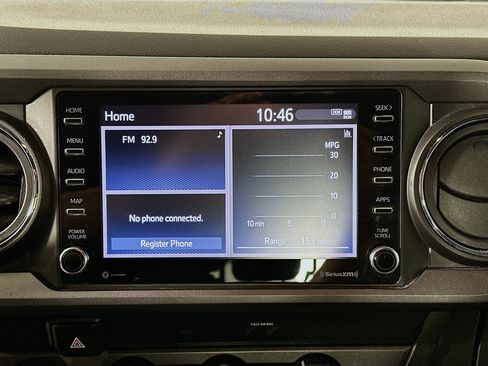 Used 2020 Toyota Tacoma TRD Off-Road image 17