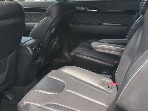 Used 2022 Hyundai Palisade Calligraphy w/ Cargo Package image 12