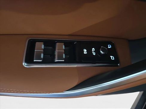 New 2026 Jaguar F-PACE R-Dynamic S image 28