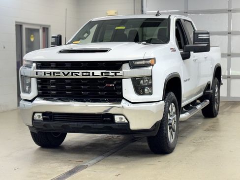 Used 2023 Chevrolet Silverado 2500 LT w/ Convenience Package image 3
