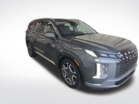 Used 2024 Hyundai Palisade SEL w/ Premium Package FWD image 9