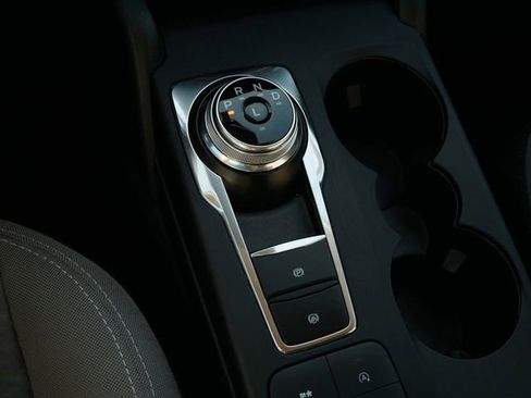 Used 2020 Ford Escape SE FWD image 22