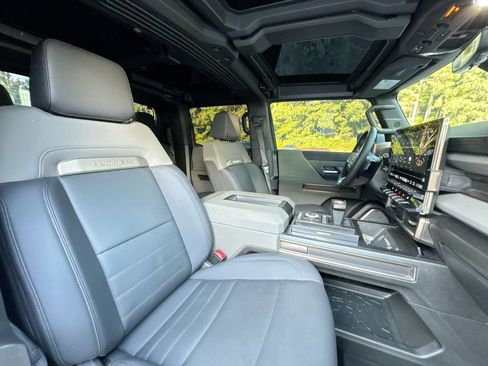 Used 2024 GMC Hummer EV 3X AWD/4WD image 31