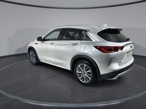 Used 2023 INFINITI QX50 Luxe AWD/4WD image 6