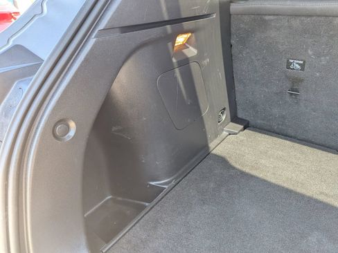 Used 2021 Chevrolet TrailBlazer LT w/ Convenience Package FWD image 32