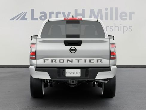 New 2026 Nissan Frontier SV w/ SV Convenience Package RWD image 6