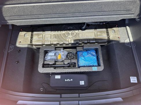 Used 2023 Kia Niro Wave FWD image 37