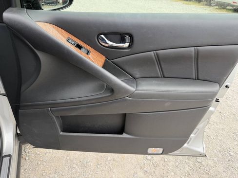 Used 2012 Nissan Murano LE AWD/4WD image 19