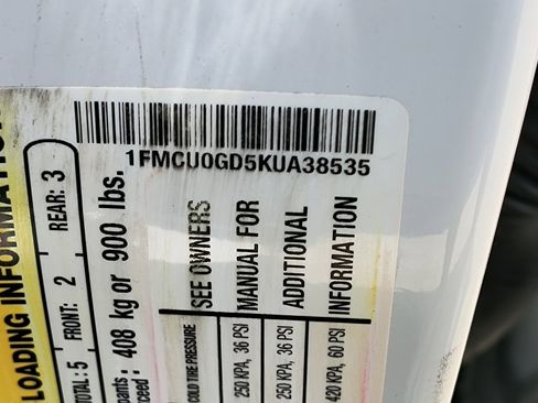 Used 2019 Ford Escape SE image 14