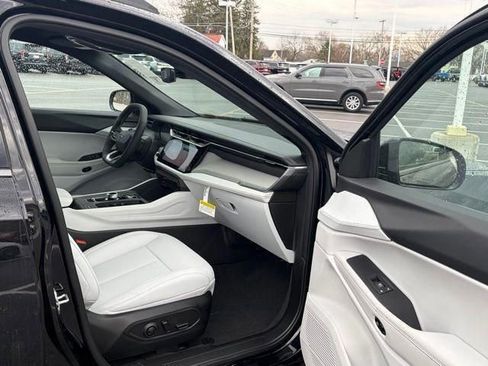 New 2026 Jeep Cherokee Limited image 26