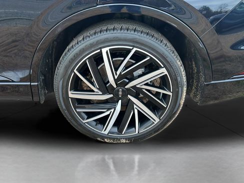 Used 2025 Lincoln Aviator Black Label w/ Jet Appearance Package image 9