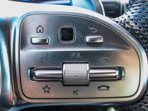 Used 2021 Mercedes-Benz A 35 AMG 4MATIC w/ Parking Assist Package image 29