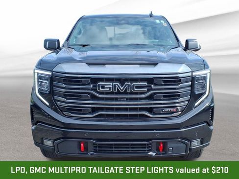 Certified 2023 GMC Sierra 1500 AT4 w/ Technology Package AWD/4WD image 9