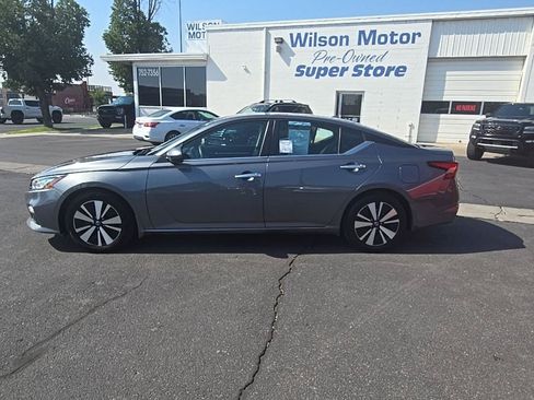 Used 2021 Nissan Altima 2.5 SV FWD image 8