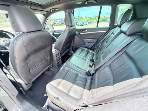 Used 2015 Volkswagen Tiguan R-Line FWD image 12