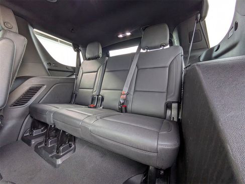 Used 2023 Chevrolet Tahoe LT image 17