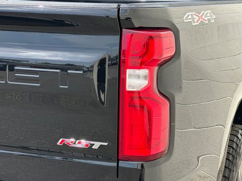 Certified 2021 Chevrolet Silverado 1500 RST w/ Convenience Package II image 37