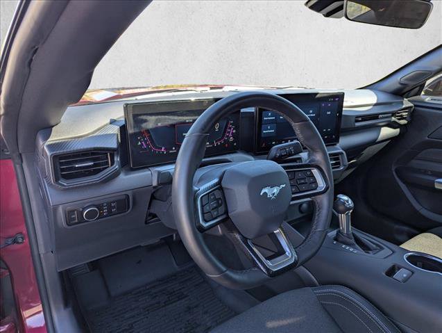 Used 2025 Ford Mustang Coupe RWD image 12