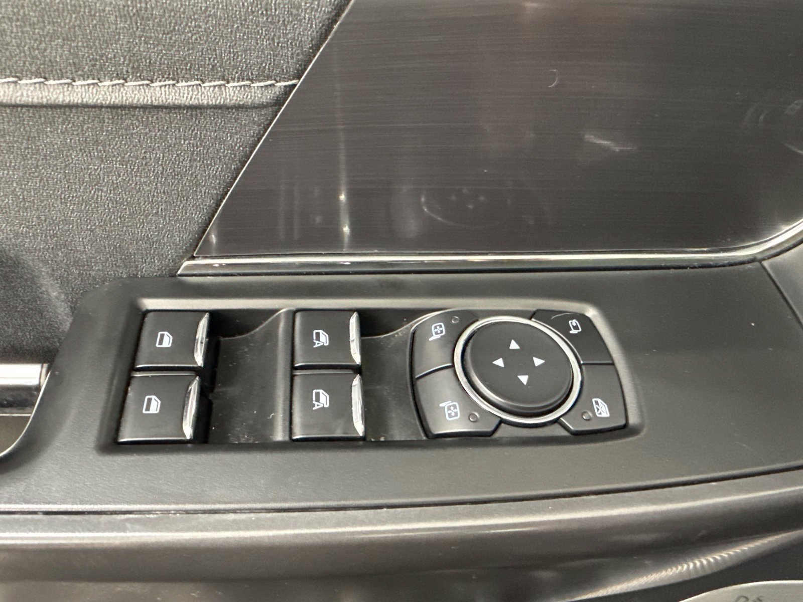 Used 2024 Ford F150 Lariat w/ Equipment Group 502A High AWD/4WD image 12