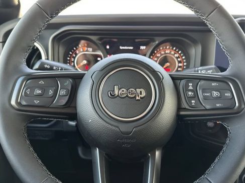New 2026 Jeep Gladiator Sport AWD/4WD image 21