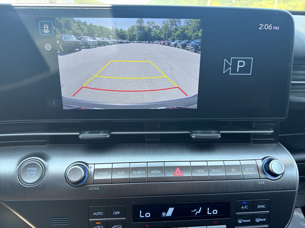 Certified 2024 Hyundai Kona SEL w/ Convenience Package AWD/4WD image 21