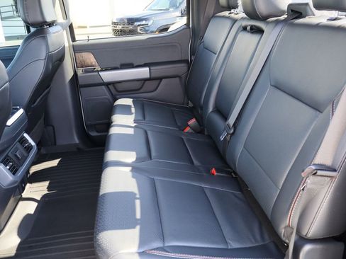 Used 2022 Ford F150 Lariat image 24