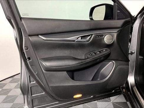 Used 2023 INFINITI QX50 Sport FWD image 23