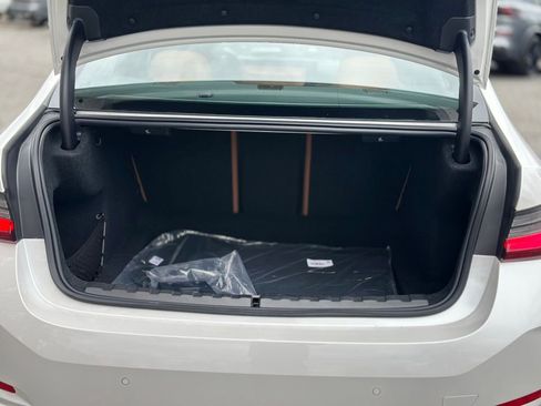 New 2026 BMW 330i xDrive Sedan w/ Convenience Package image 6