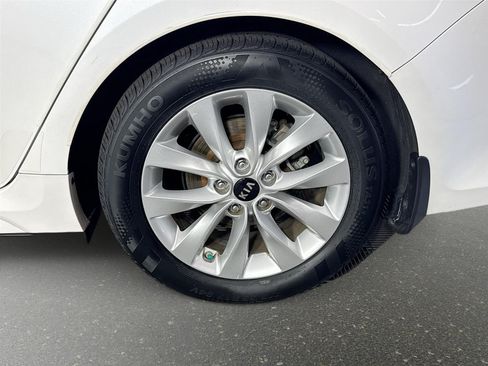 Used 2016 Kia Optima EX w/ Premium Package FWD image 31