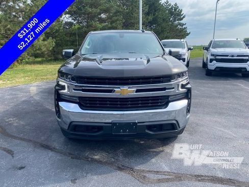 Used 2021 Chevrolet Silverado 1500 LT w/ Convenience Package II AWD/4WD image 9