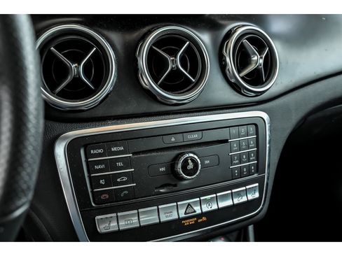 Used 2019 Mercedes-Benz GLA 250 4MATIC image 20