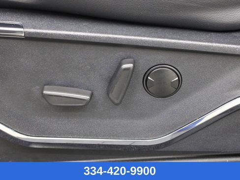 Used 2023 Ford F150 Lariat w/ Max Trailer Tow Package image 19