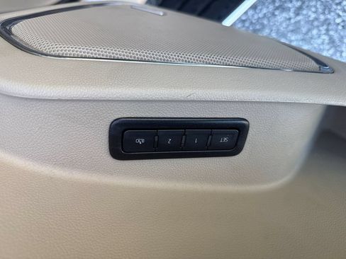 Used 2020 GMC Yukon Denali w/ Denali Ultimate Package AWD/4WD image 19